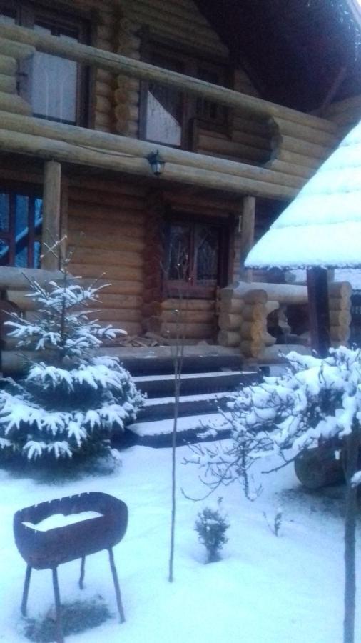 Затишний Будиночок Bukovets Exterior foto