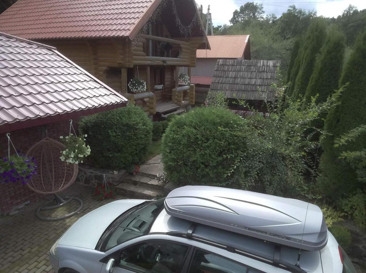 Затишний Будиночок Bukovets Exterior foto